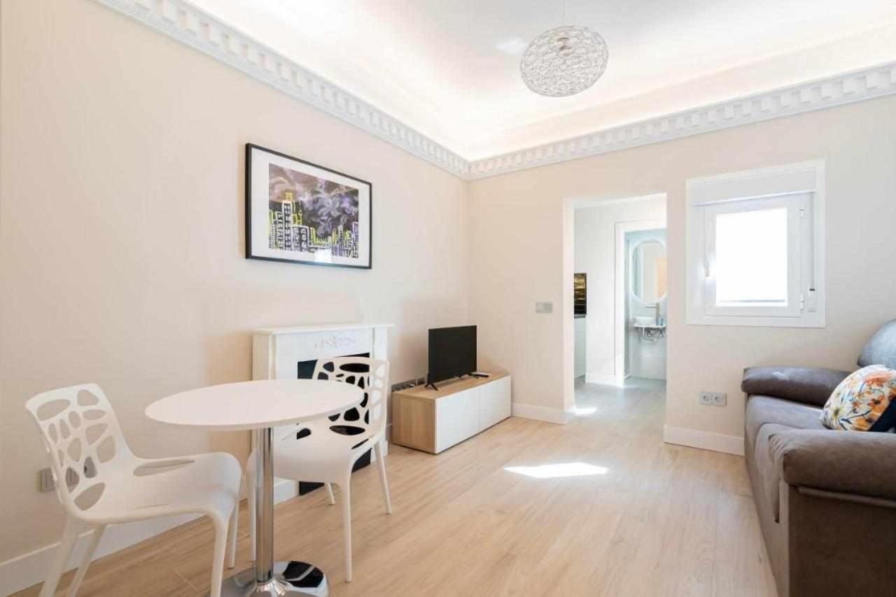 Nuevo Bien Comunicado 1 Apartment Madrid